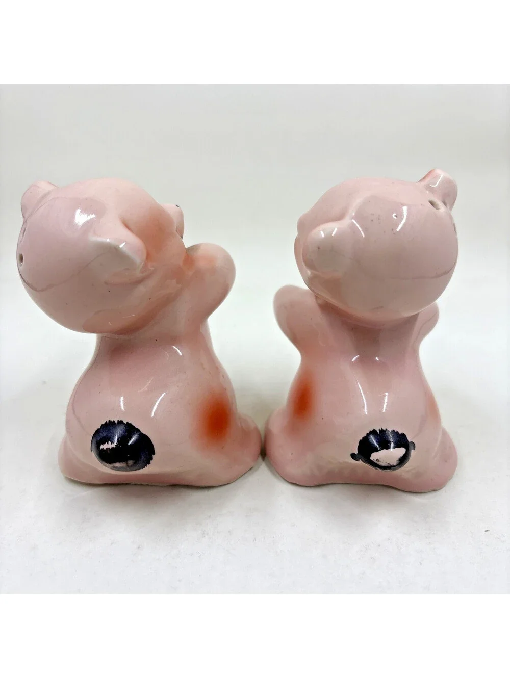 Vintage 1940's Van Tellingen Pink Bear Hug Hugging Salt & Pepper Shakers USA